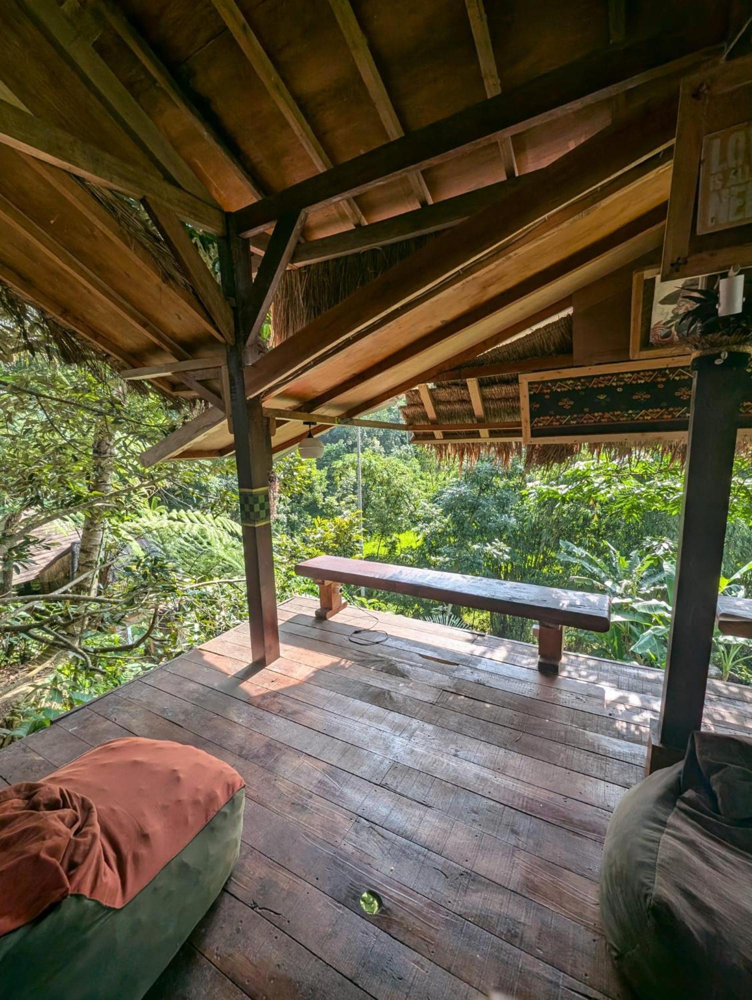 Satu Lingkung Hotel Tetebatu Exterior photo